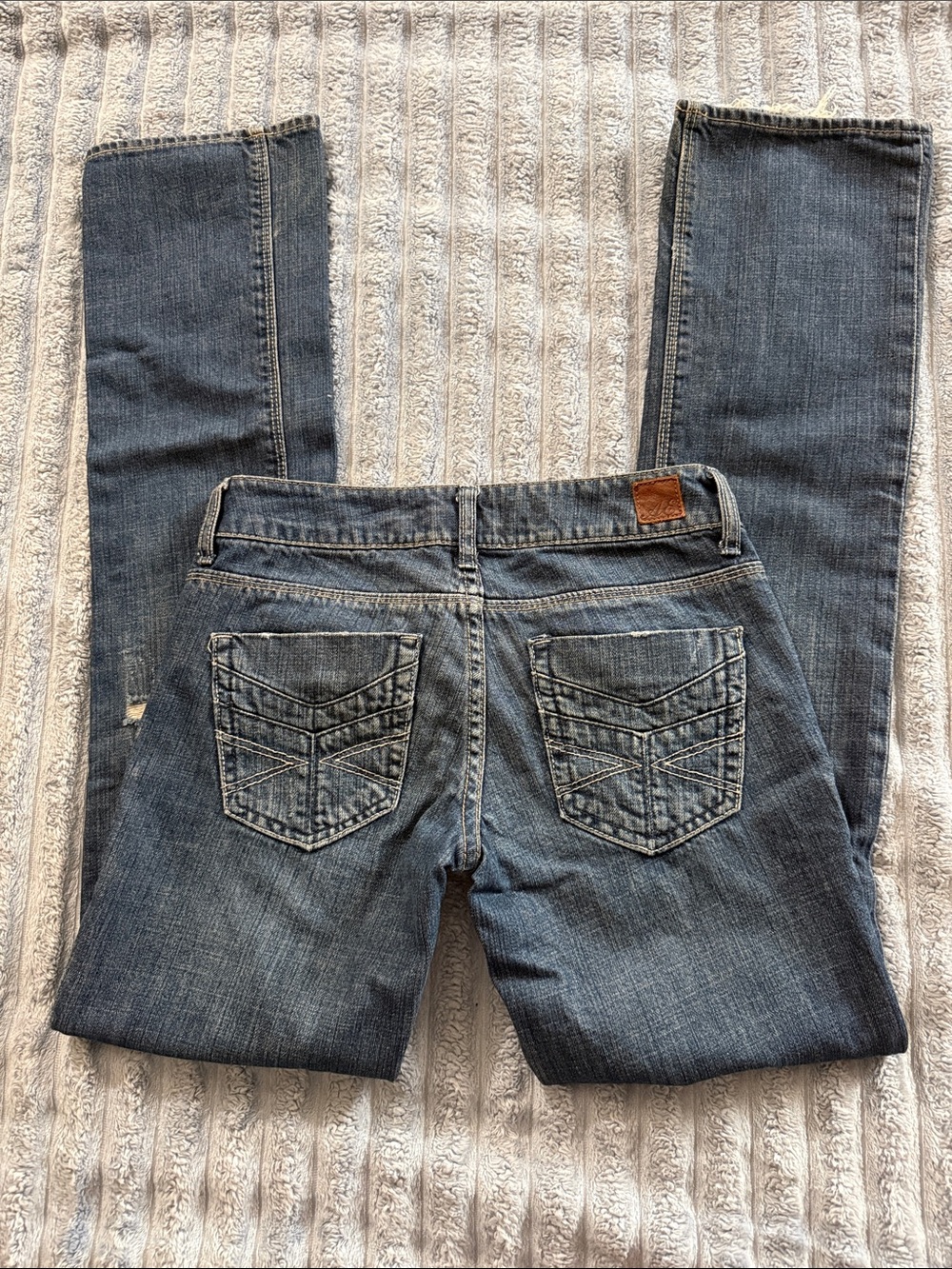 Vintage Y2K American Eagle Low-Rise Straight Leg Jeans - Contrast Stitch